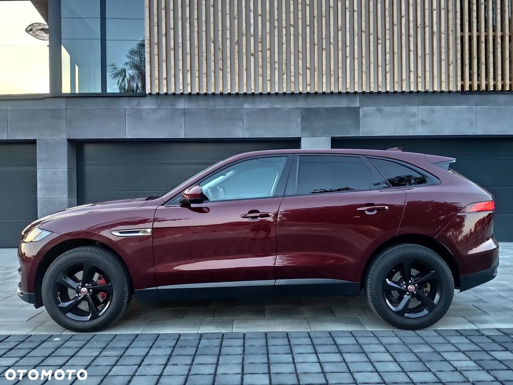 Jaguar F-Pace - 5