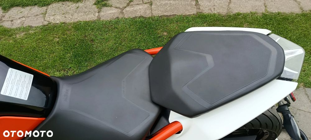 KTM Duke - 19
