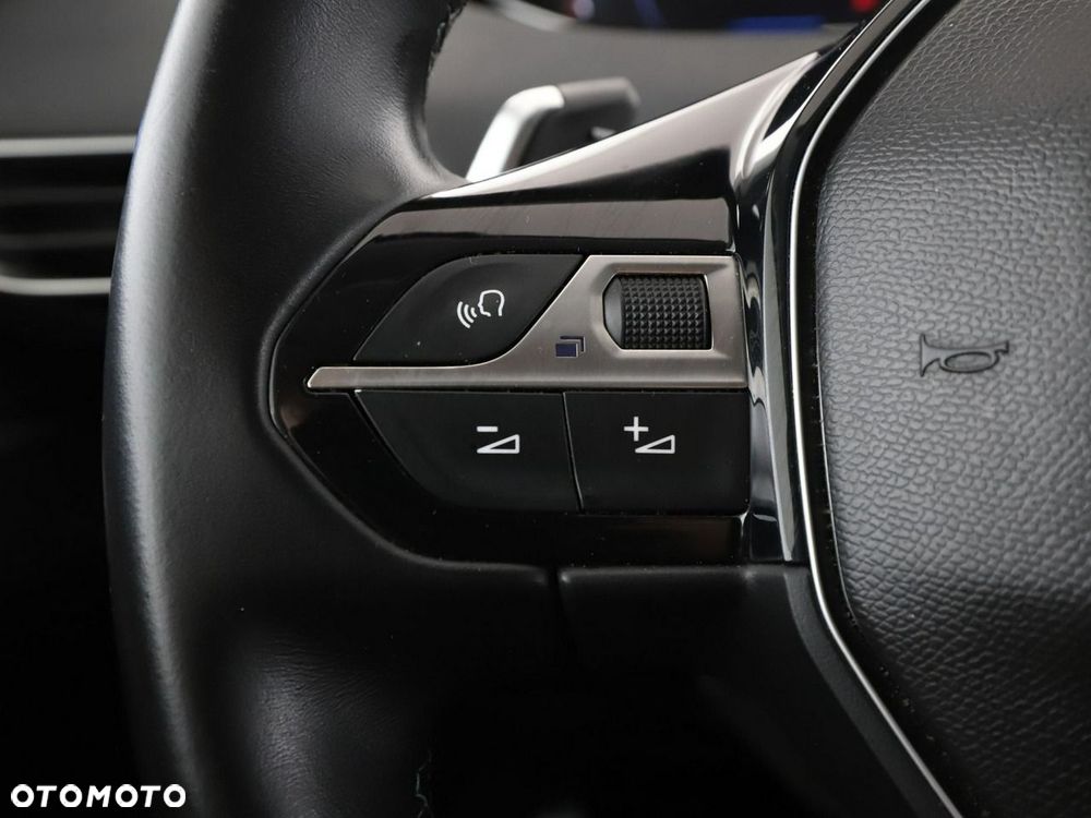 Peugeot 5008 THP 165 EAT6 Crossway - 33