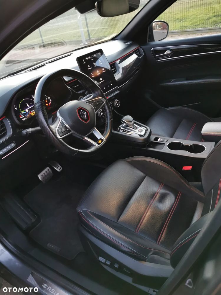 Renault Arkana E-TECH 145 R.S.LINE - 13