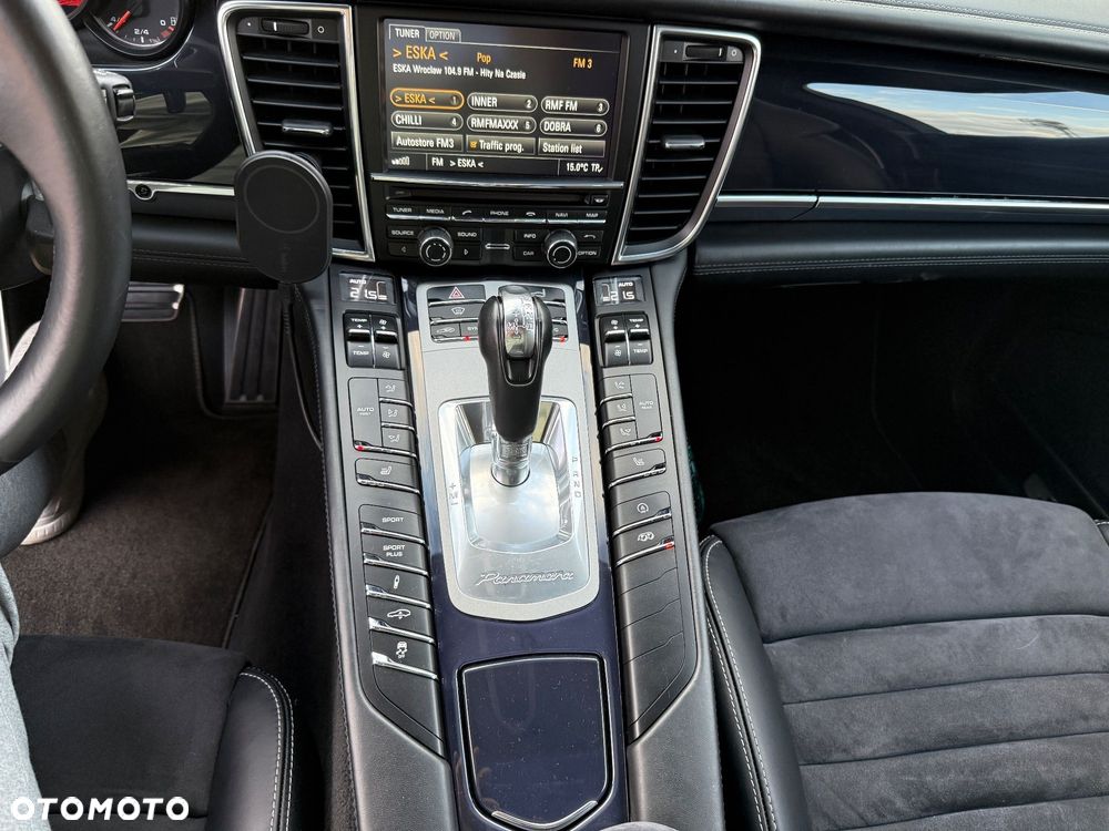 Porsche Panamera - 11