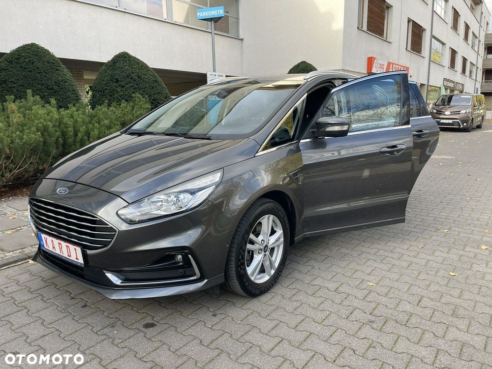 Ford S-Max - 16