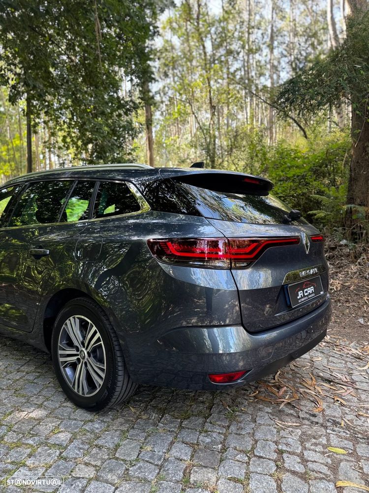 Renault Mégane Sport Tourer - 10