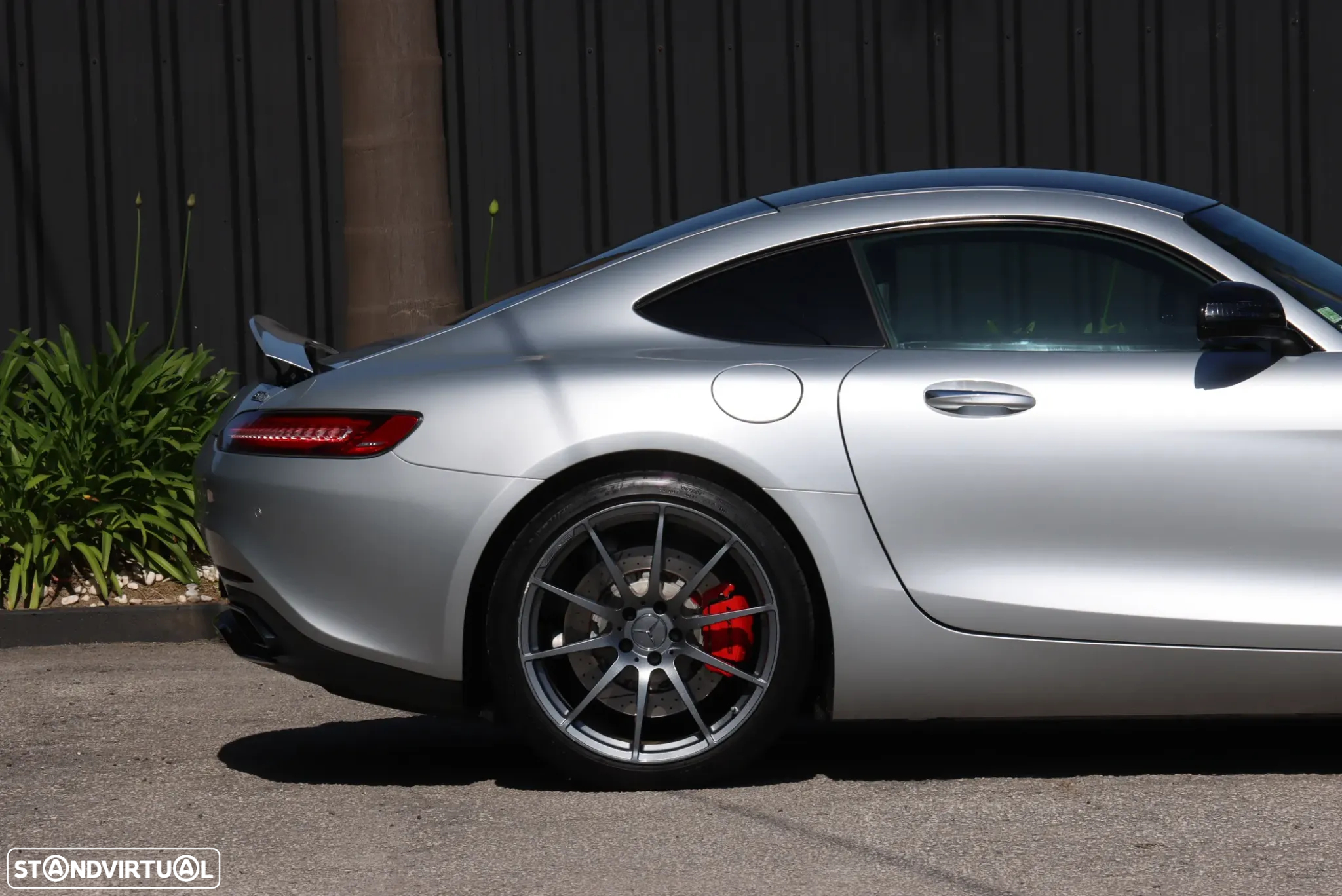 Mercedes-Benz AMG GT S - 13