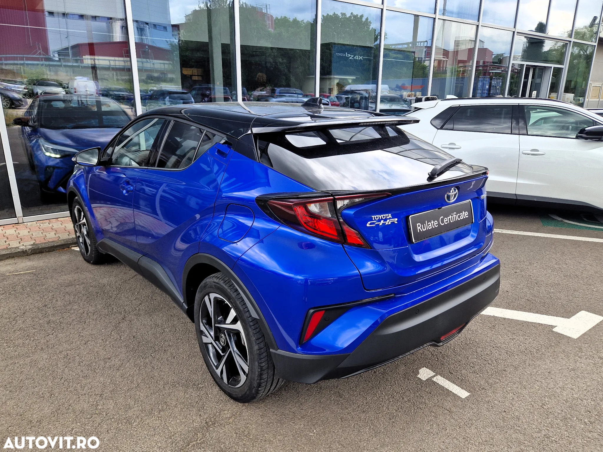 Toyota C-HR 1.8 HSD 122 CP 4x2 CVT C-ult Style bi-tone - 8