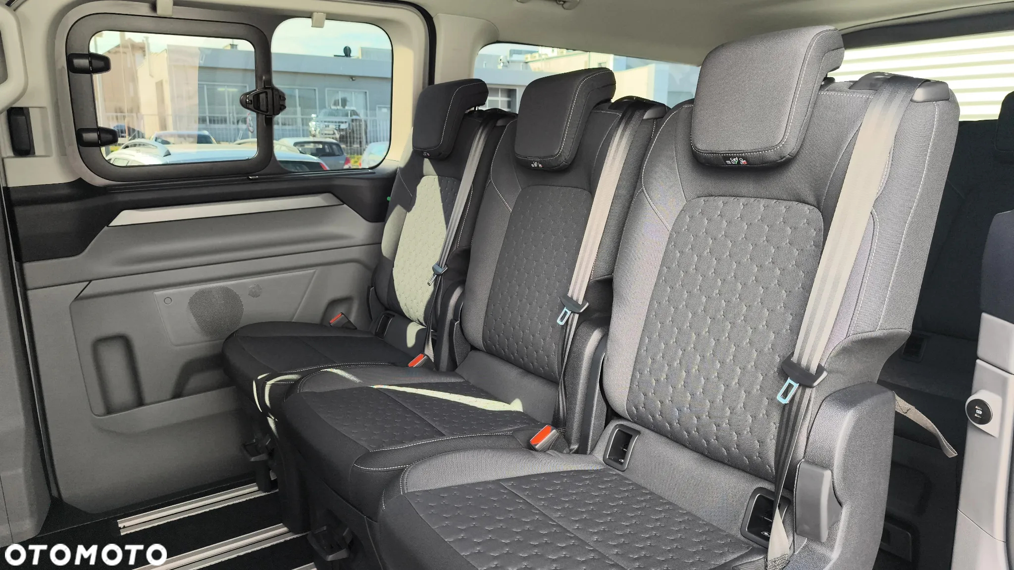 Ford Tourneo Custom 2.0 EcoBlue 320 L2 Titanium - 26