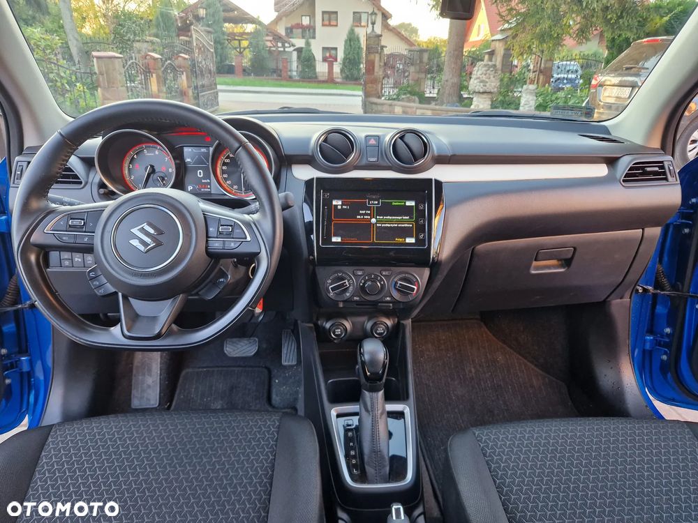 Suzuki Swift 1.2 Dualjet SHVS Premium Plus CVT - 18