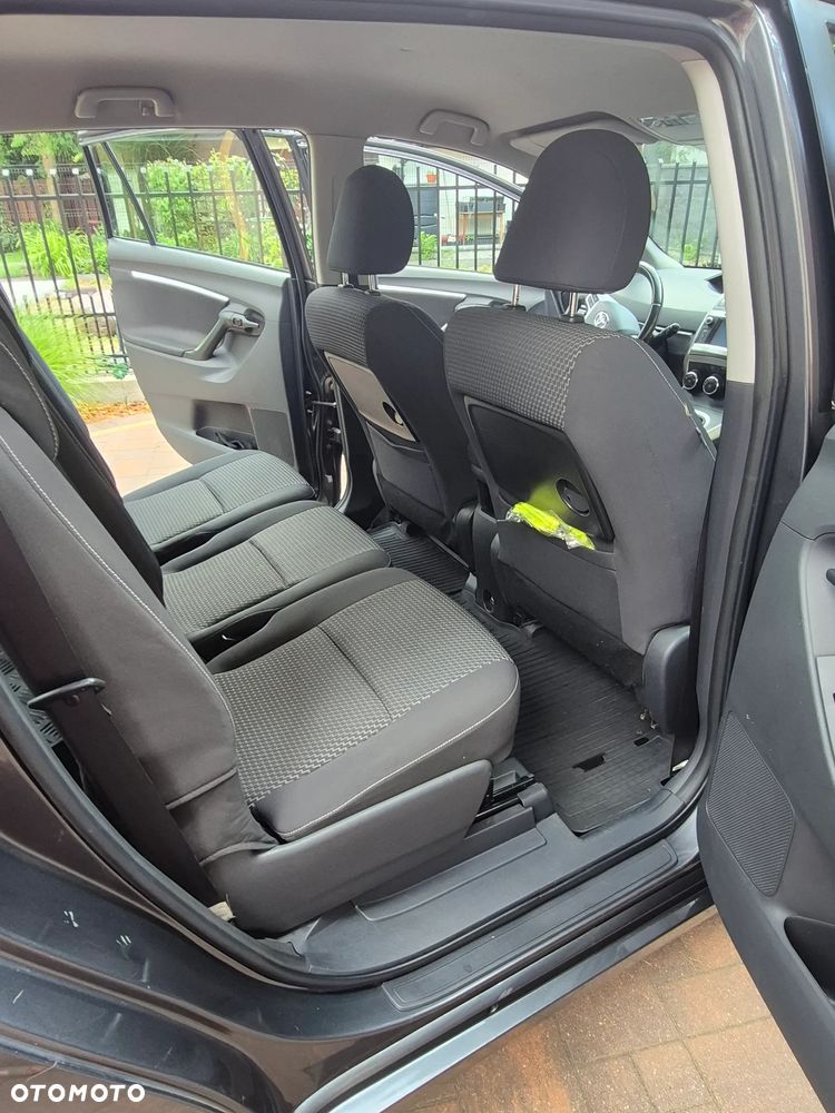 Toyota Verso 1.6 D-4D Active 7os EU6 - 12