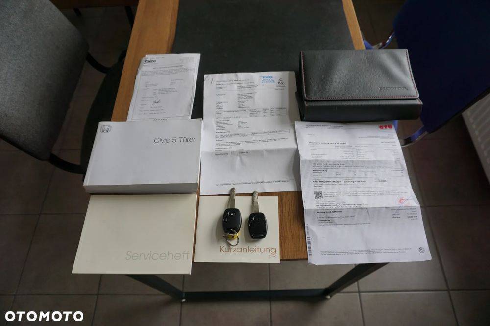 Honda Civic 1.4 i-VTEC Comfort - 38