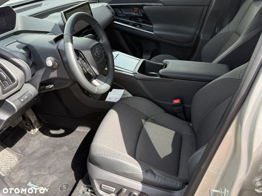 Toyota bZ4X 71.4kWh Prestige - 12