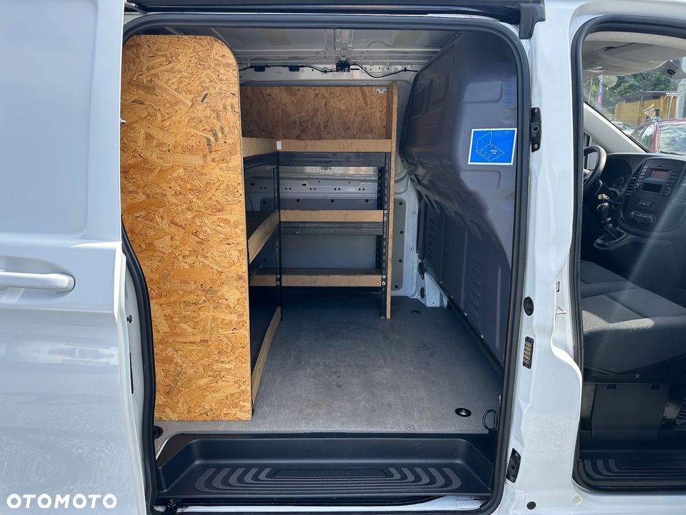 Mercedes-Benz VITO - 21