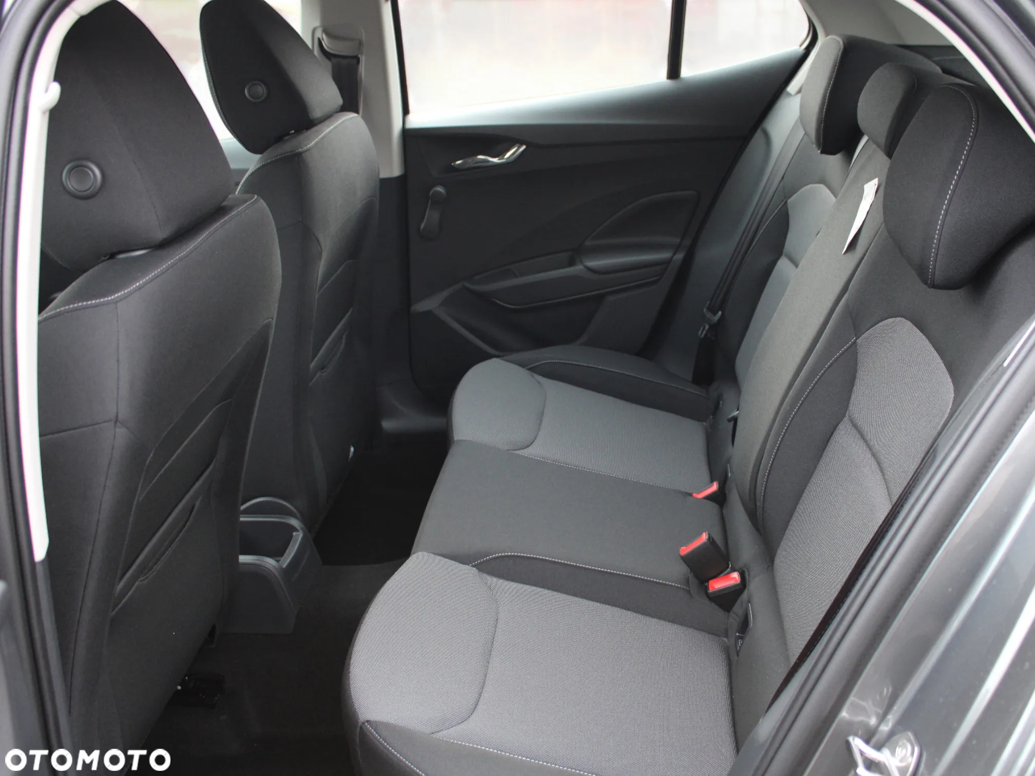 Skoda Fabia 1.0 TSI Selection - 17