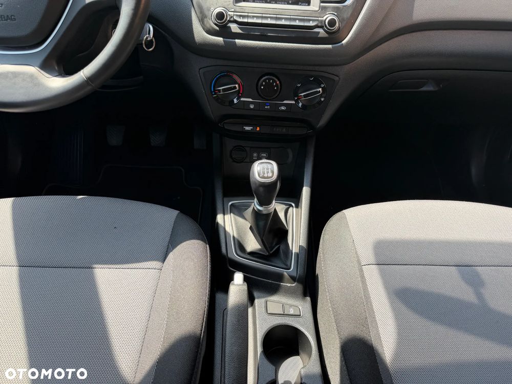 Hyundai i20 1.2 Classic - 12