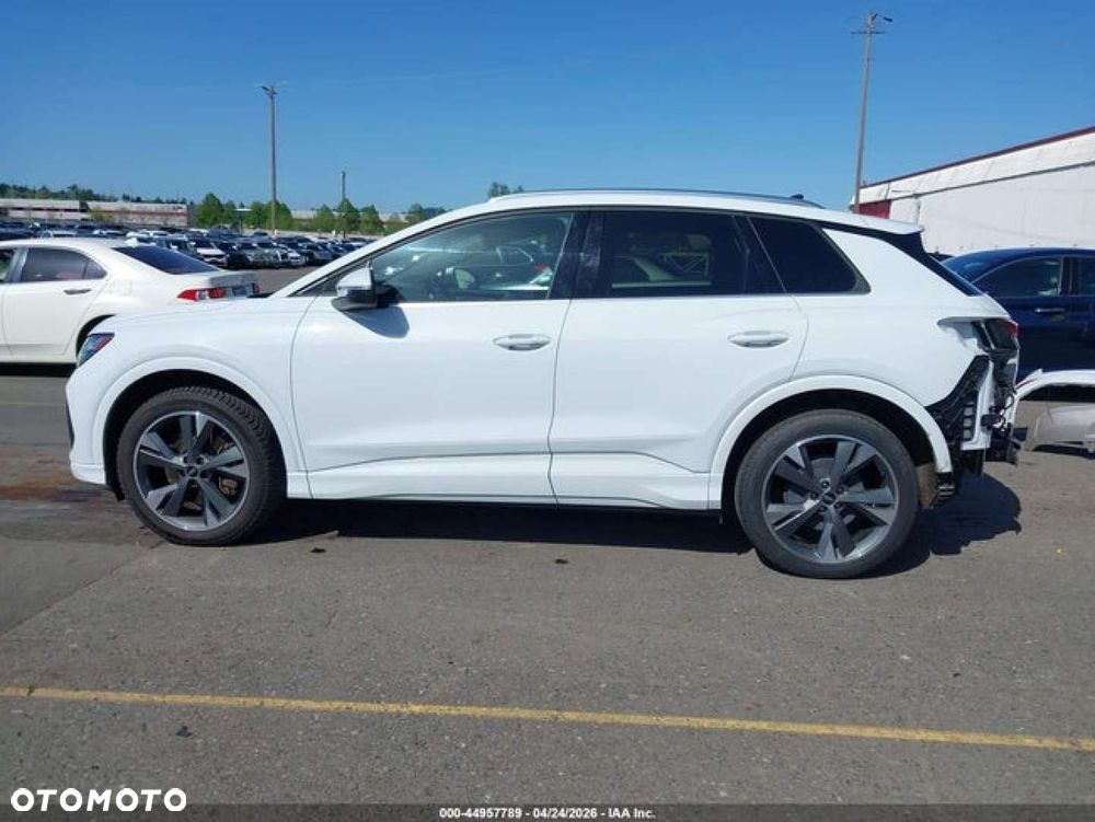 Audi Q4 e-tron - 2