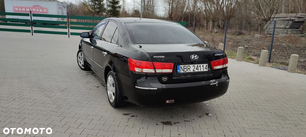 Hyundai Sonata 2.0 GL Comfort - 2