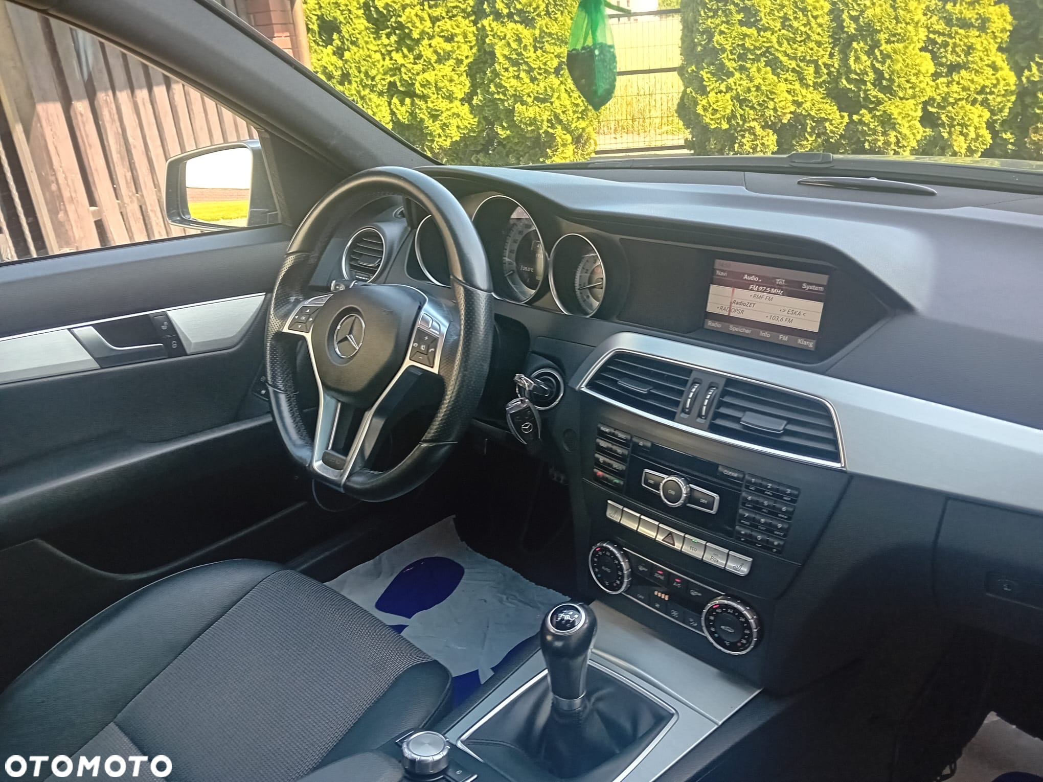 Mercedes-Benz Klasa C 180 CGI BlueEff Avantgarde - 20