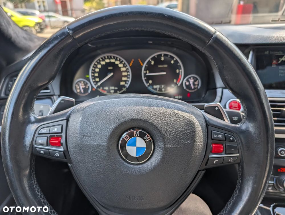BMW Seria 5 520d xDrive - 20