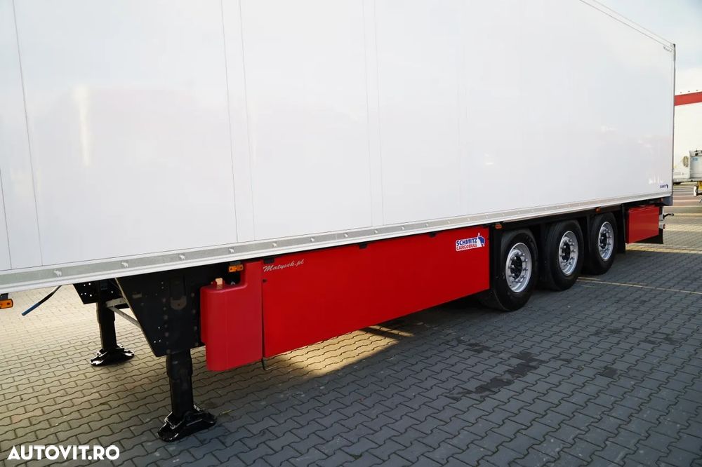 Schmitz Cargobull REFRIGERAT / TRANSPORT VECTOR 1550 / AXĂ RIDICATĂ / RECIPIENT DUBLU / COȘURI PENTRU PALEȚI - 10