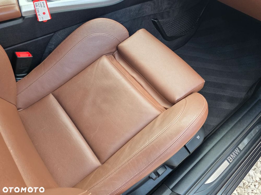 BMW Seria 5 - 21