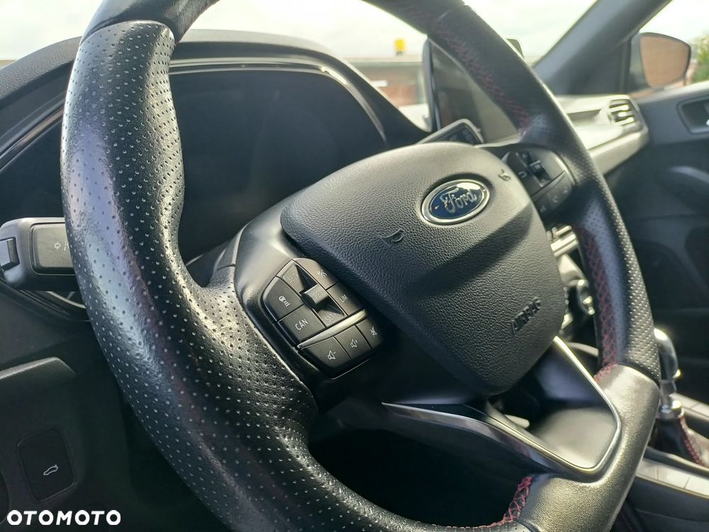 Ford Focus 1.5 EcoBlue ST-Line - 22