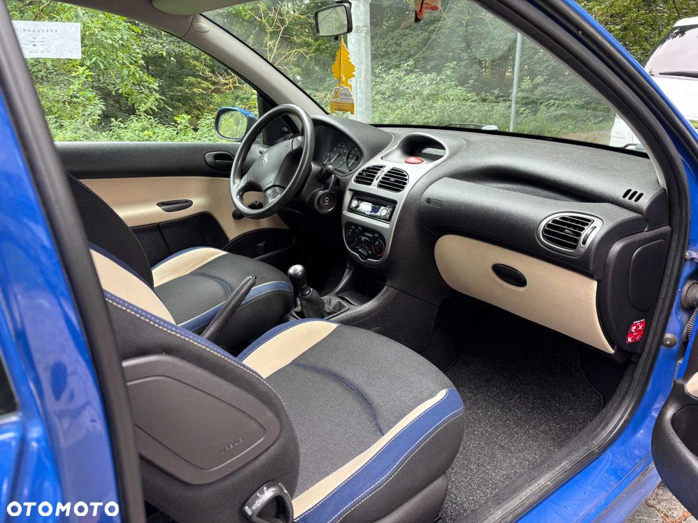 Peugeot 206 - 7