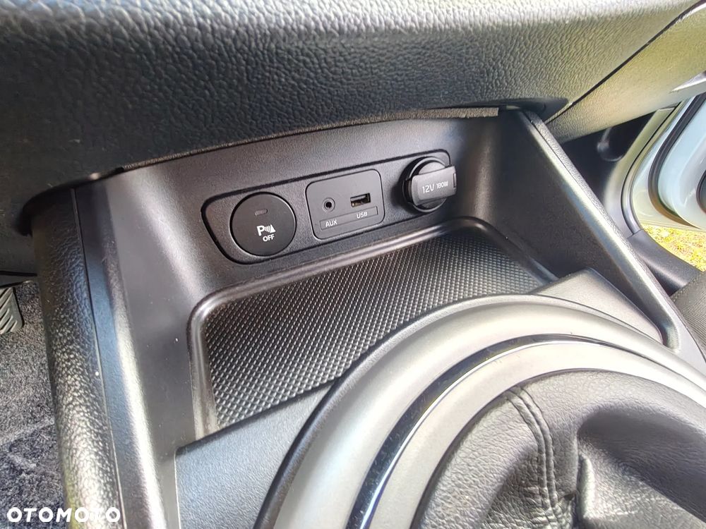 Kia Sportage - 16