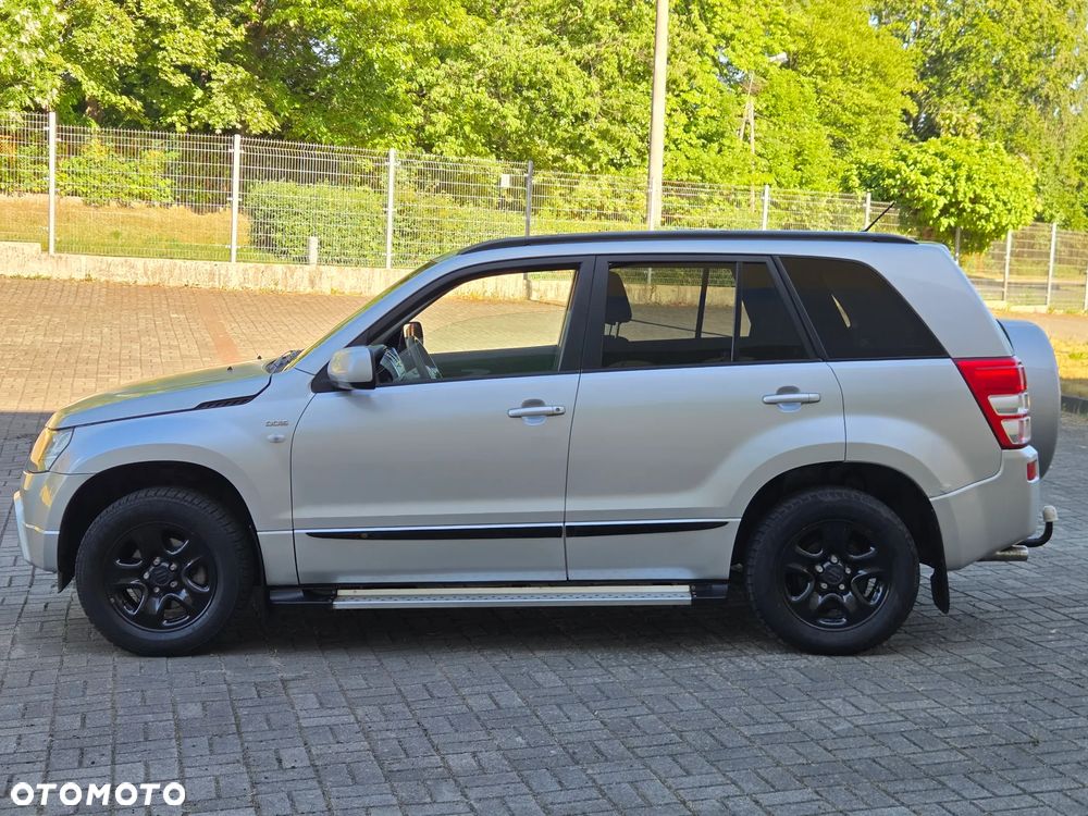 Suzuki Grand Vitara 1.9 DDiS Comfort DPF Family - 6