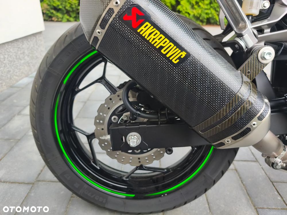 Kawasaki Ninja 300 ABS - 17