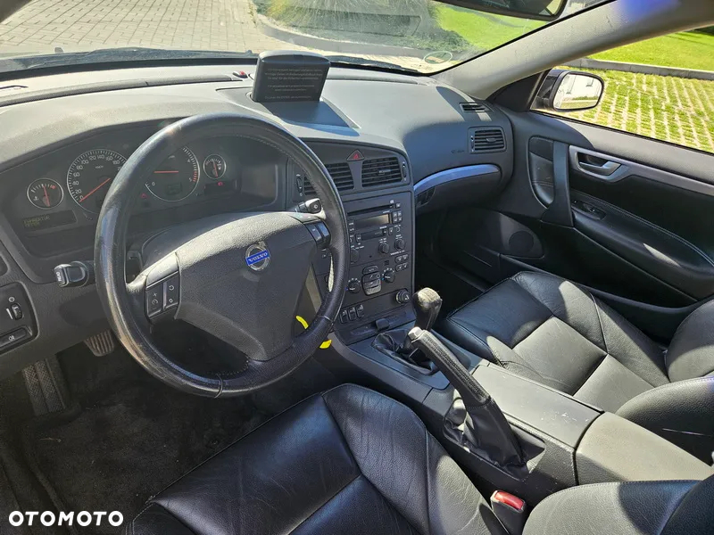 Volvo S60 2.4 D5 - 17