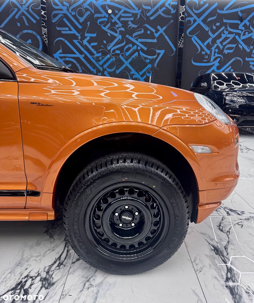 Porsche Cayenne - 16