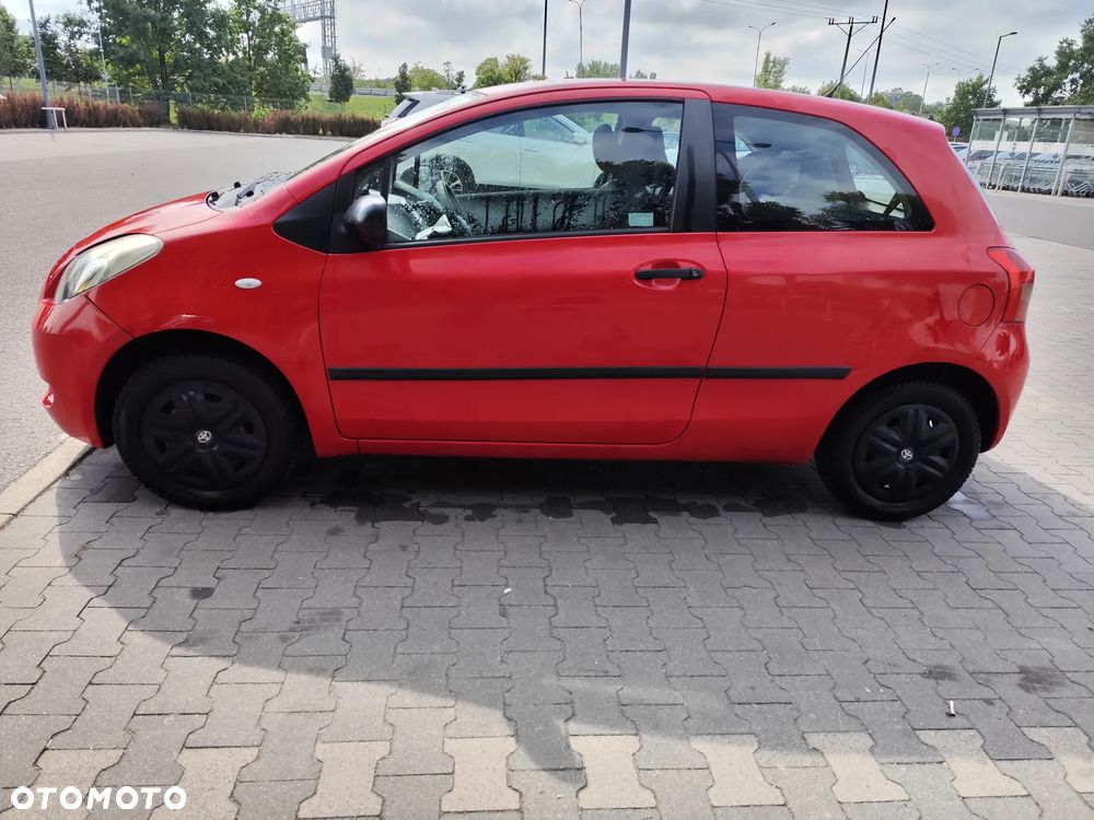 Toyota Yaris 1.0 Luna - 9