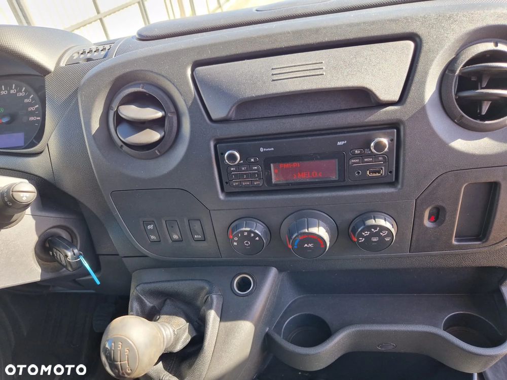 Renault Master 2.3dci / brygadowy 9 osobowy / pierwszy właściciel od nowości - 17