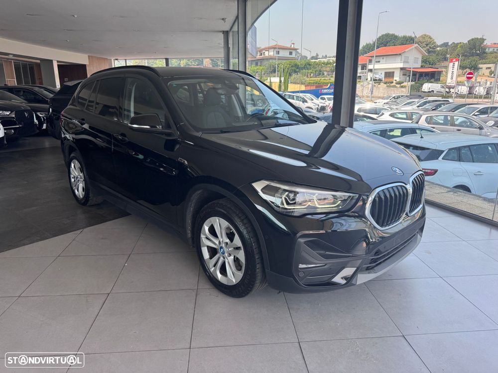 BMW X1 25 e xDrive Corporate Edition - 2