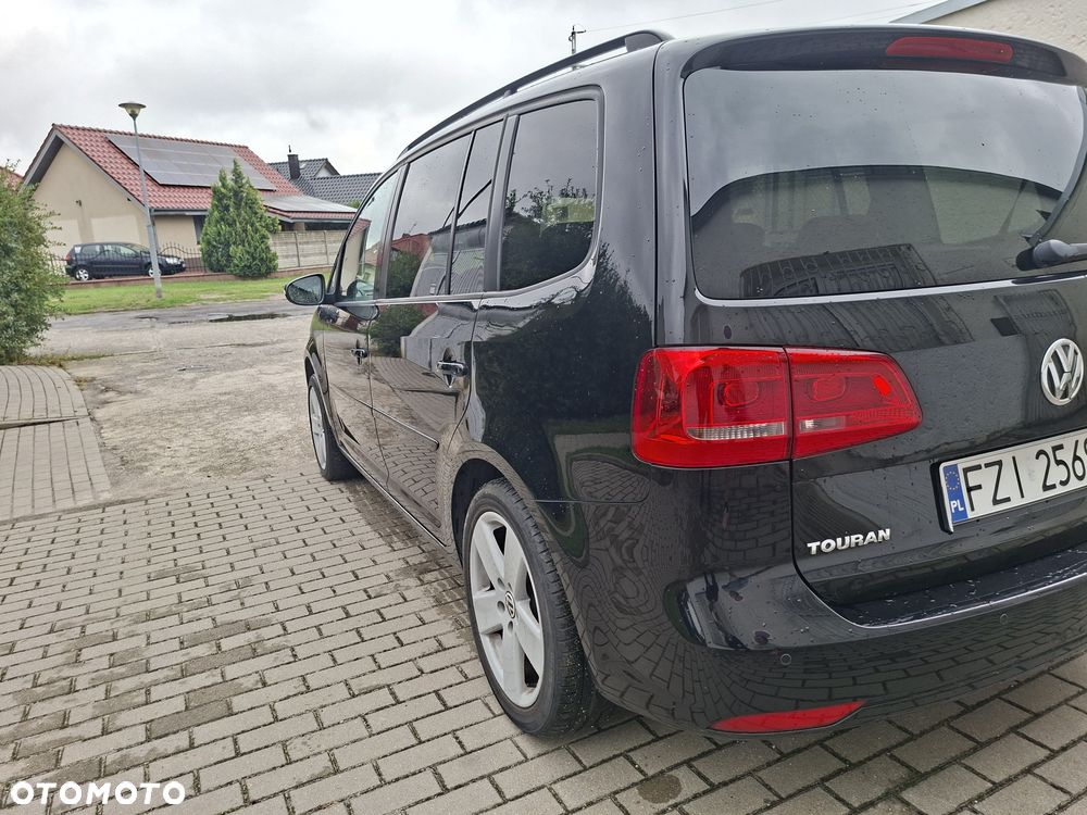 Volkswagen Touran - 7