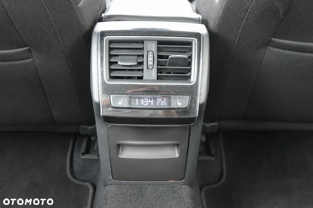 Skoda Superb 2.0 TDI 4x4 Style DSG - 36