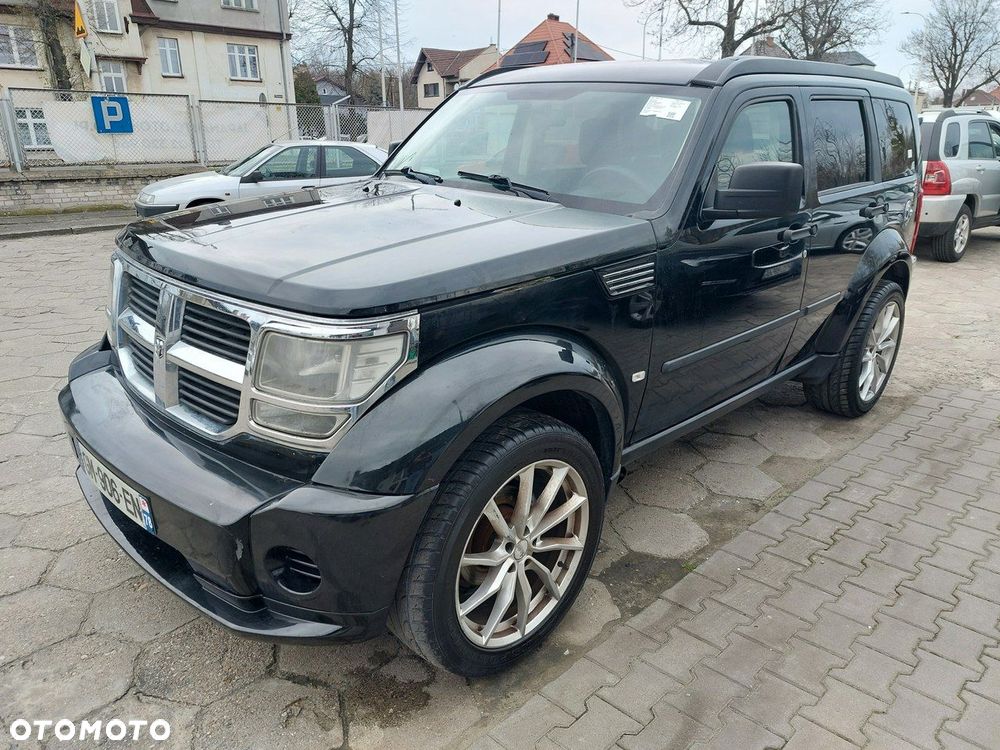 Dodge Nitro - 4
