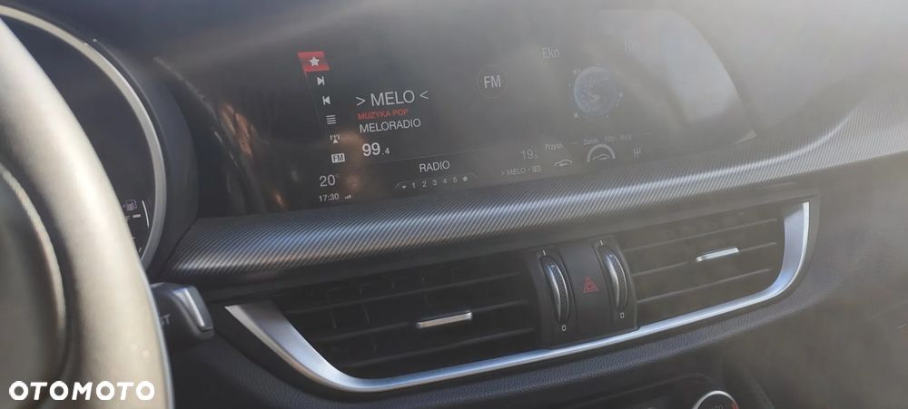 Alfa Romeo Stelvio - 16