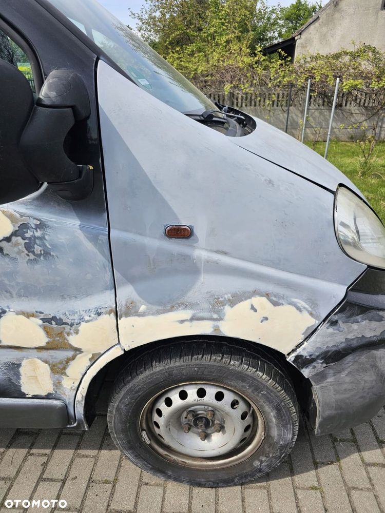 błotnik prawy przód opel vivaro - 1