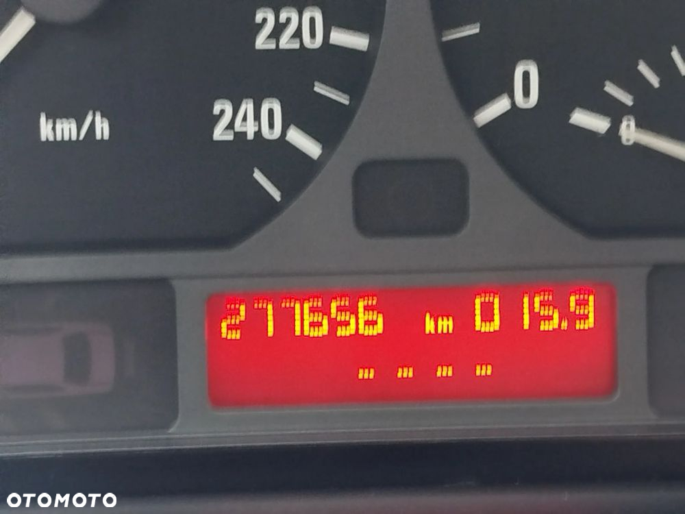 BMW Seria 3 316i - 8