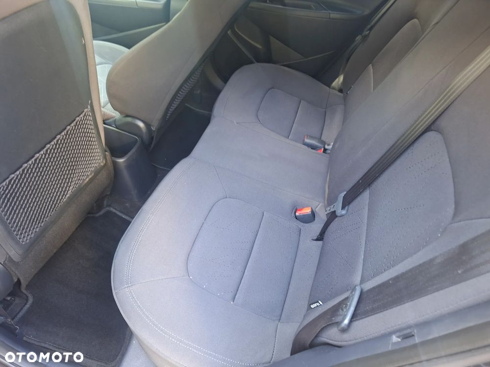 Kia Rio 1.2 M - 15