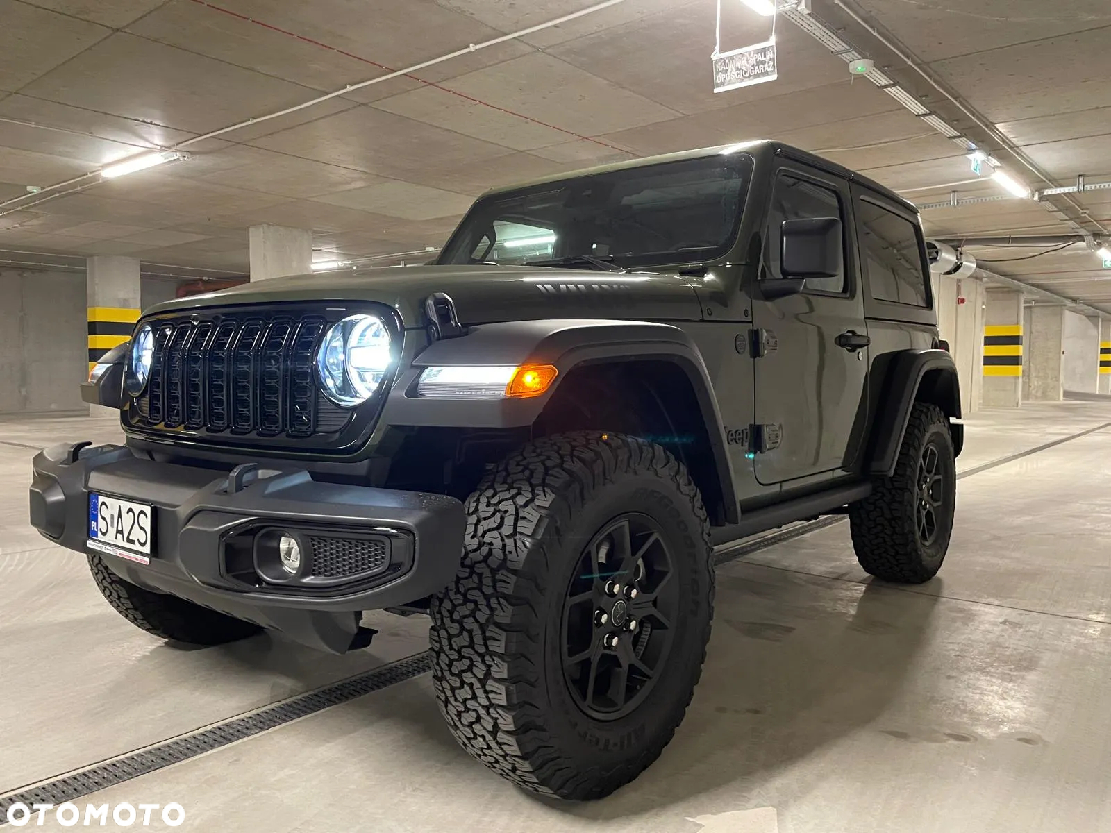 Jeep Wrangler - 16