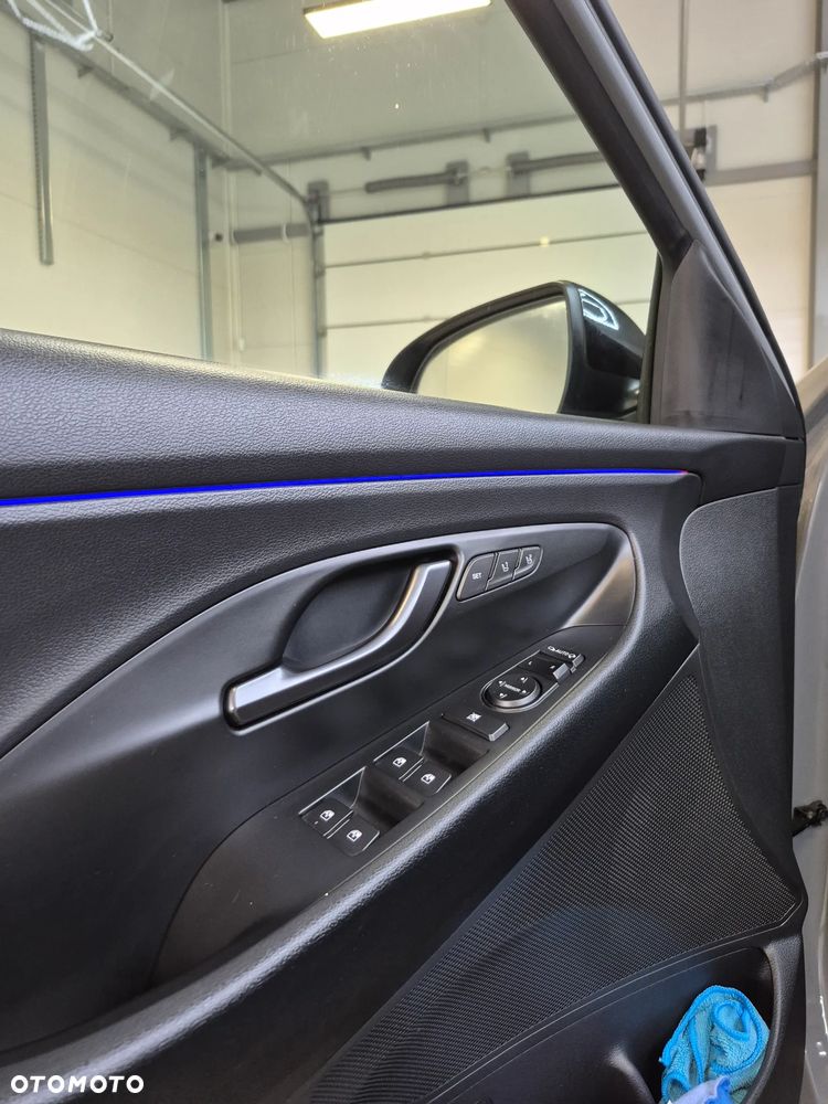 Hyundai i30 N 2.0 T-GDI Performance - 16