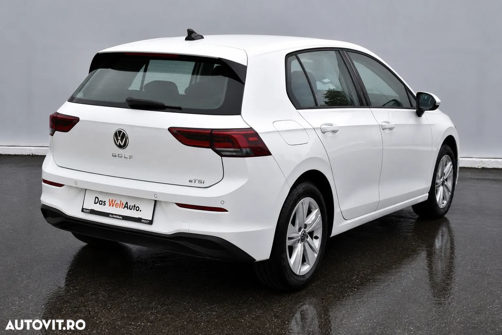 Volkswagen Golf 1.0 eTSI DSG MHEV Life - 4