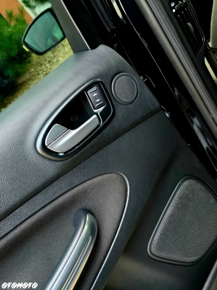 Ford S-Max 2.0 TDCi Titanium - 37