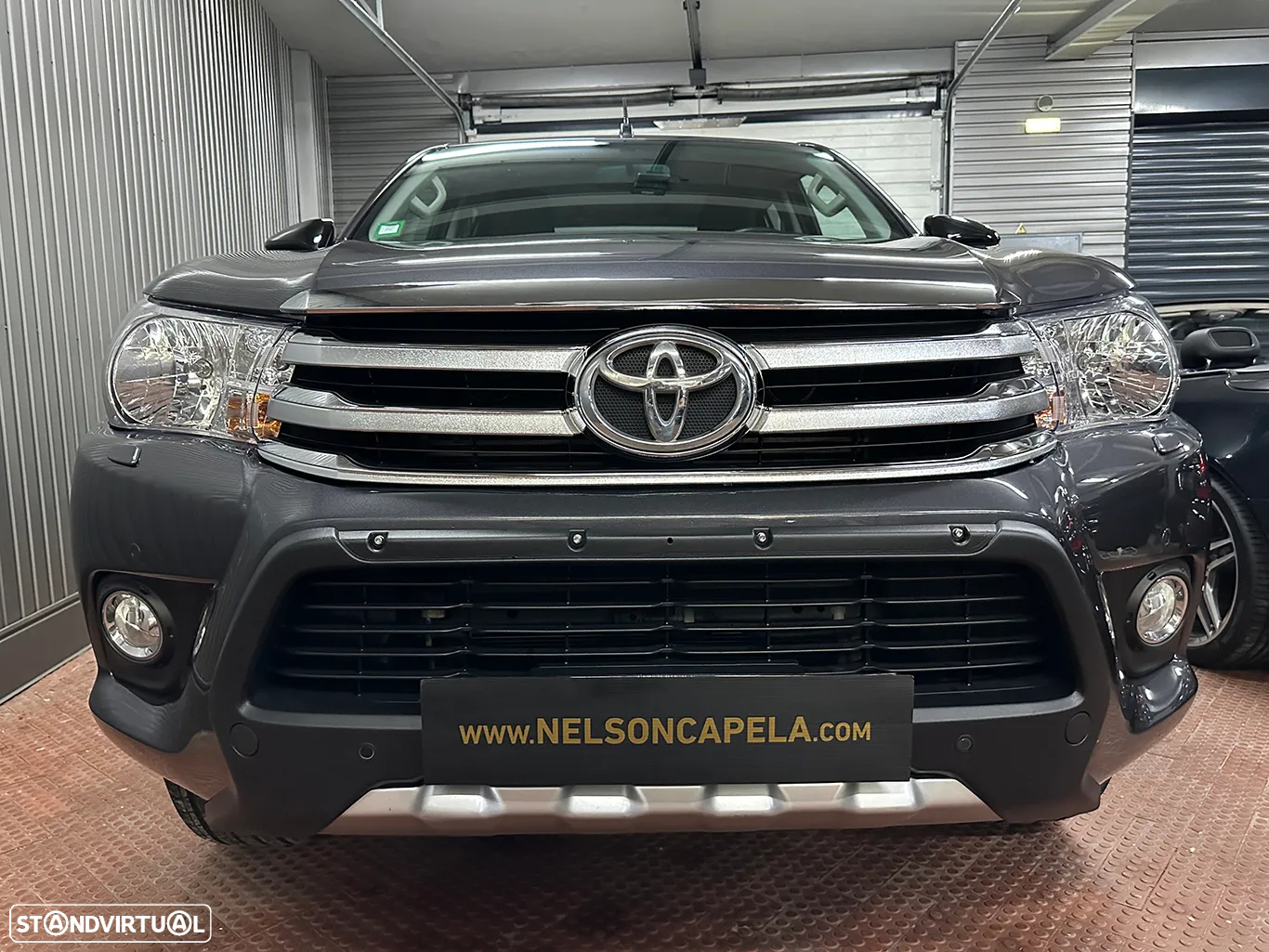 Toyota Hilux 2.4 D-4D 2WD CD Tracker - 10