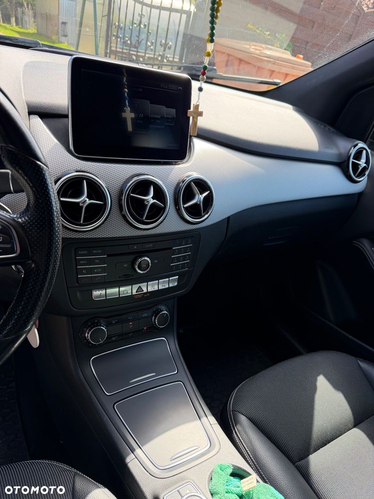 Mercedes-Benz Klasa B 180 (CDI) d 7G-DCT Urban - 14