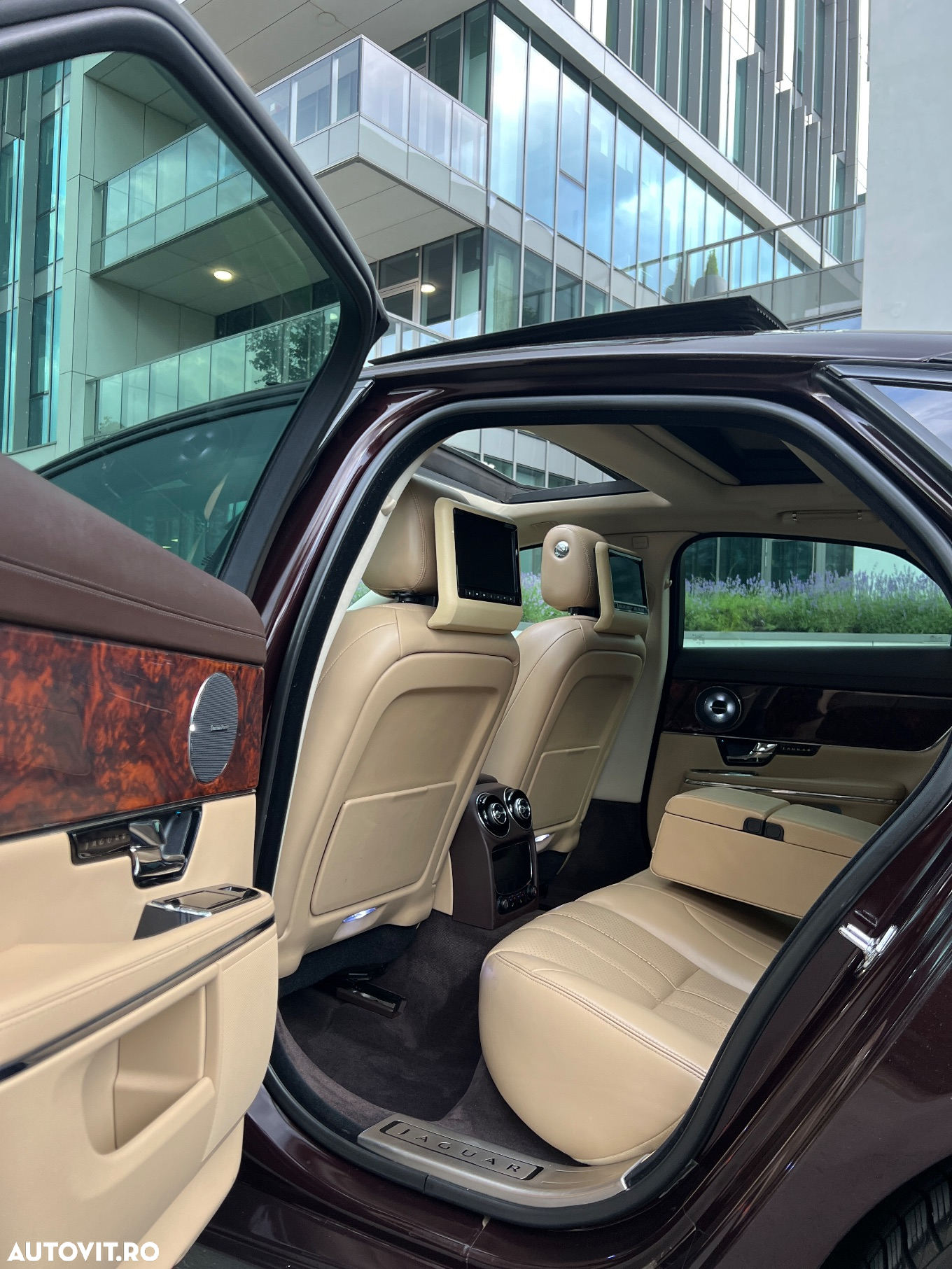 Jaguar XJ 3.0 V6 Premium Luxury Aut SWB - 10