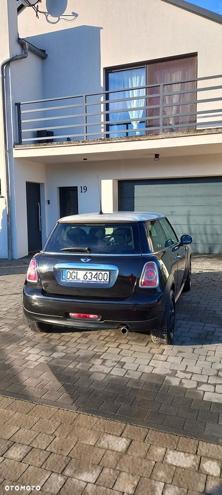 MINI Cooper Standard - 4