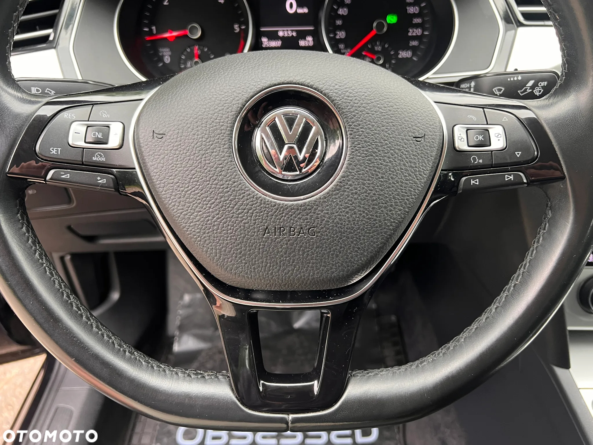 Volkswagen Passat 2.0 TDI BMT Trendline DSG7 - 31