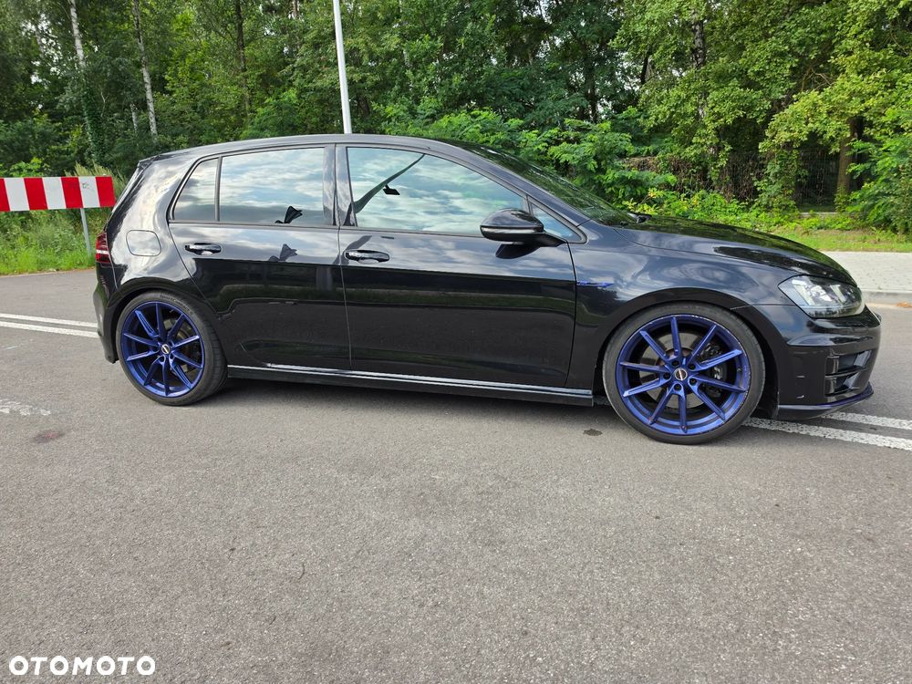 Volkswagen Golf - 8